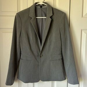 Gray fitted blazer